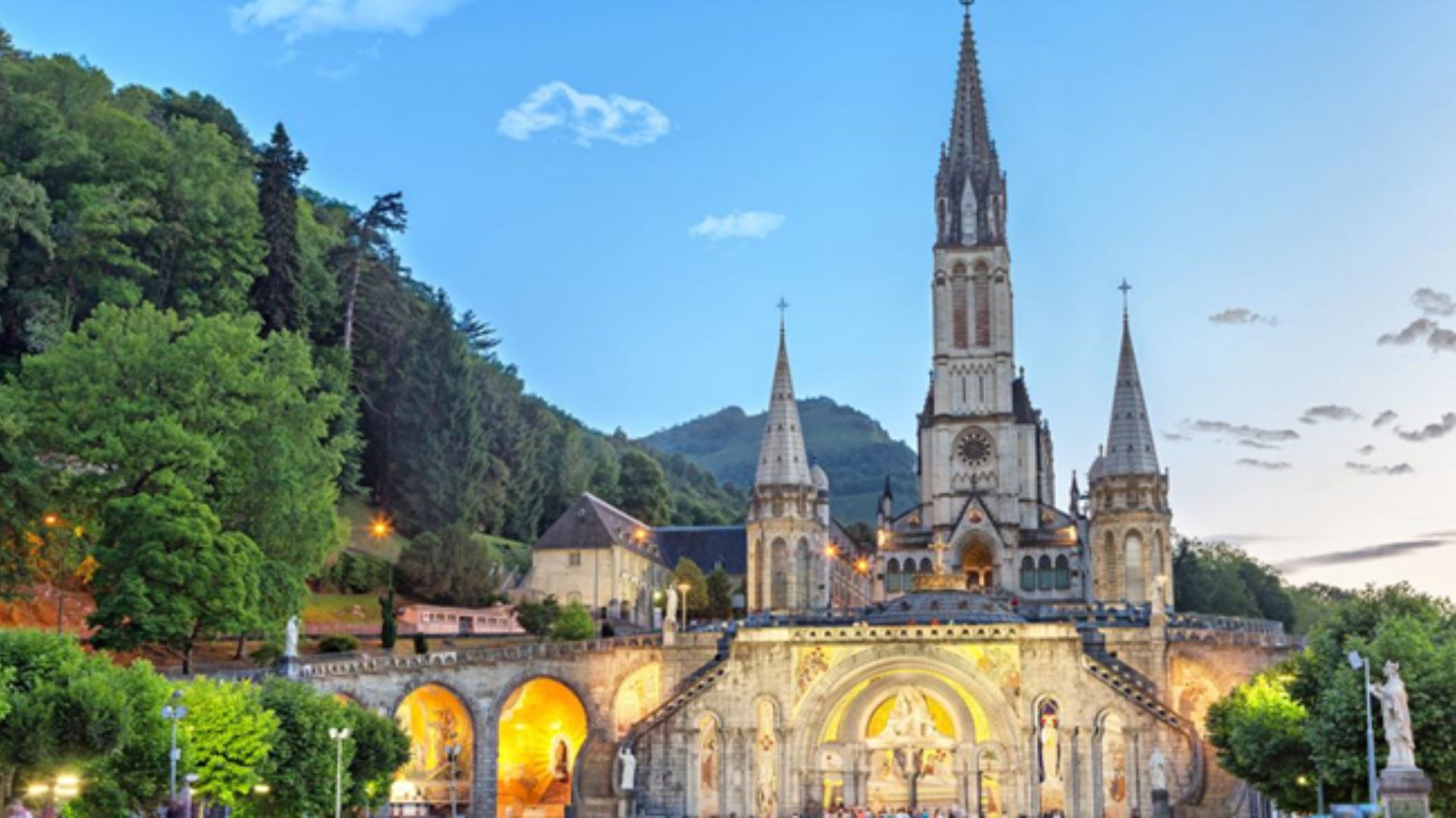 Pielgrzymka do Lourdes i Paryża - Dział Grupowy Matimpex Travel