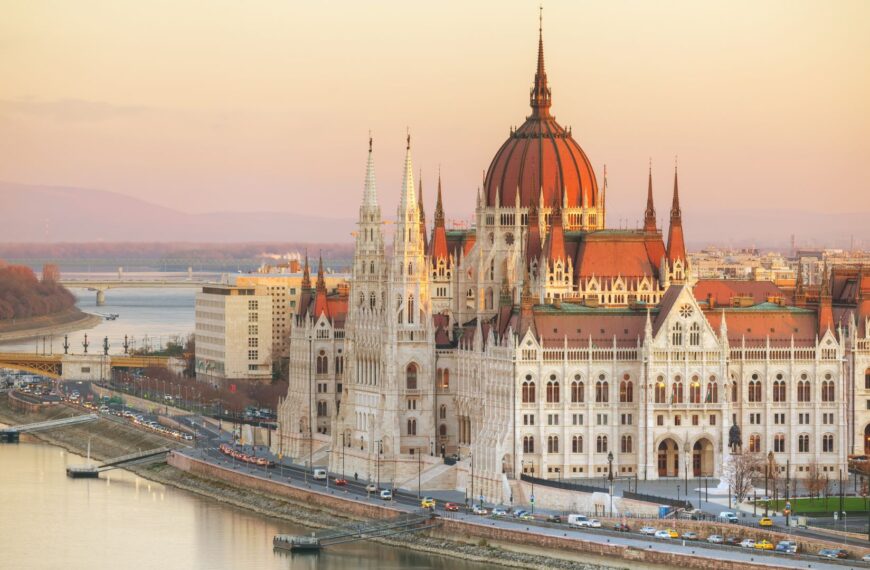 Wycieczka Praga Budapeszt i Wiedeń Autokarem - Wyjazdy grupowe z Matimpex Travel